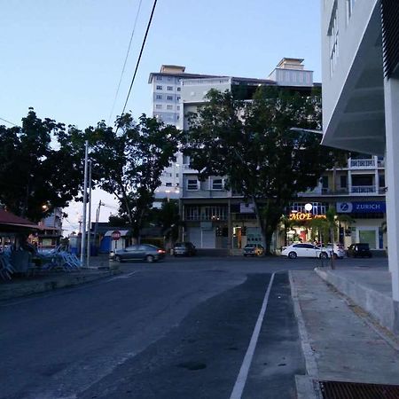 Js&K Homestay Kuala Terengganu Buitenkant foto